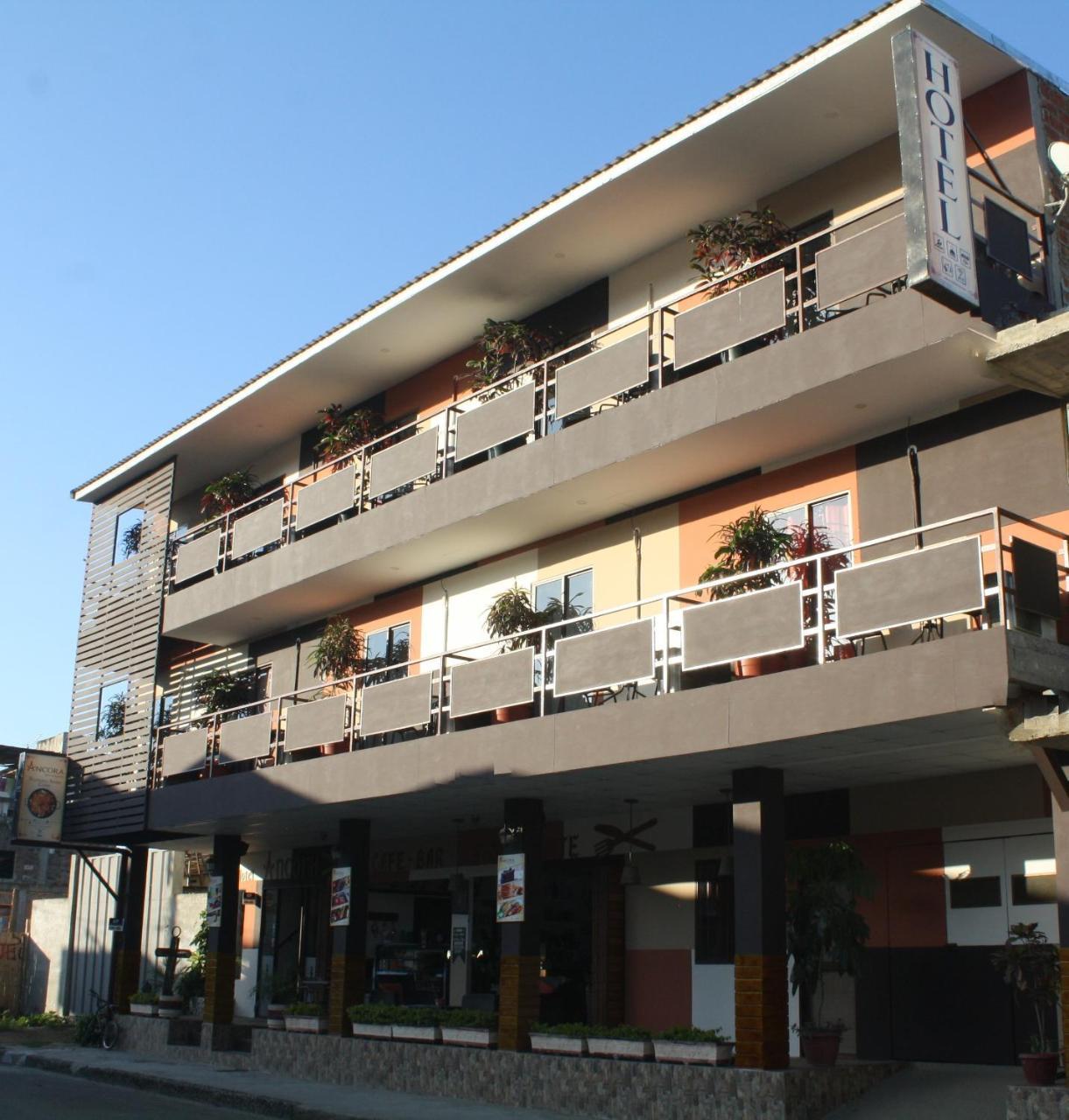 Hotel-Restaurante Ancora Puerto Lopez Exterior photo